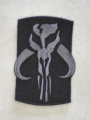 Mandalorian Warrior- Mythosaur Signet Morale Embroidered Patch